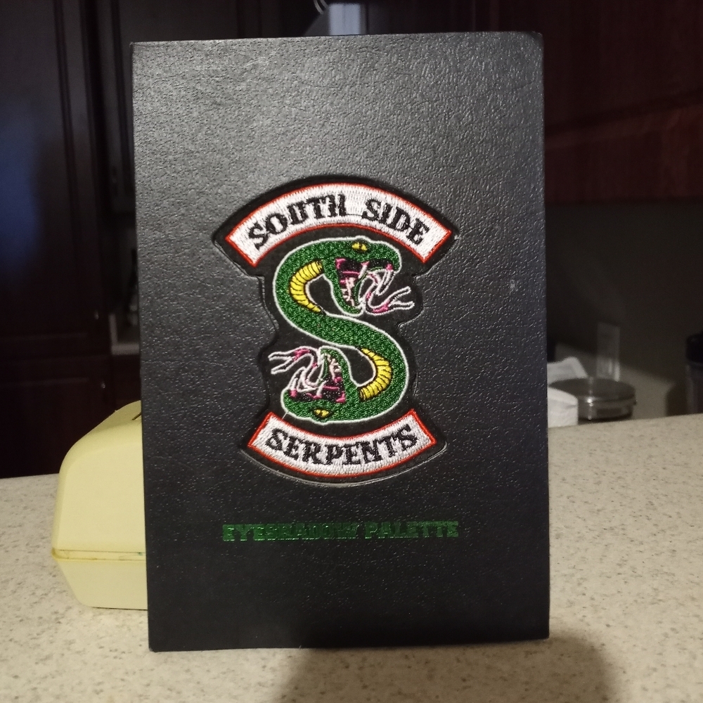 South Side Serpents Evergreen Eyeshadow Palette. RARE.